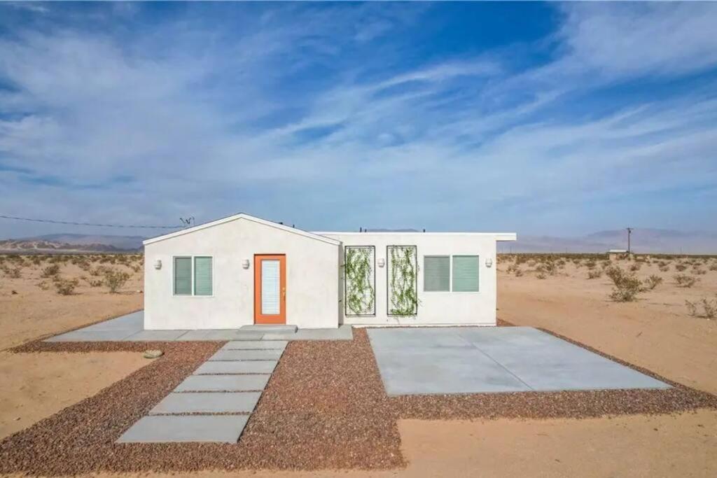 Serene Modern Home Backdoor With Great Wifi, Games, Movies, Patio Seating And Bbq Easy Access To North Joshua Tree National Park In 10 Minutes Twentynine Palms Zewnętrze zdjęcie