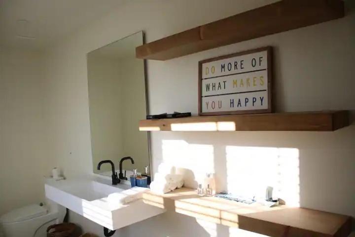 Serene Modern Home Backdoor With Great Wifi, Games, Movies, Patio Seating And Bbq Easy Access To North Joshua Tree National Park In 10 Minutes Twentynine Palms Zewnętrze zdjęcie