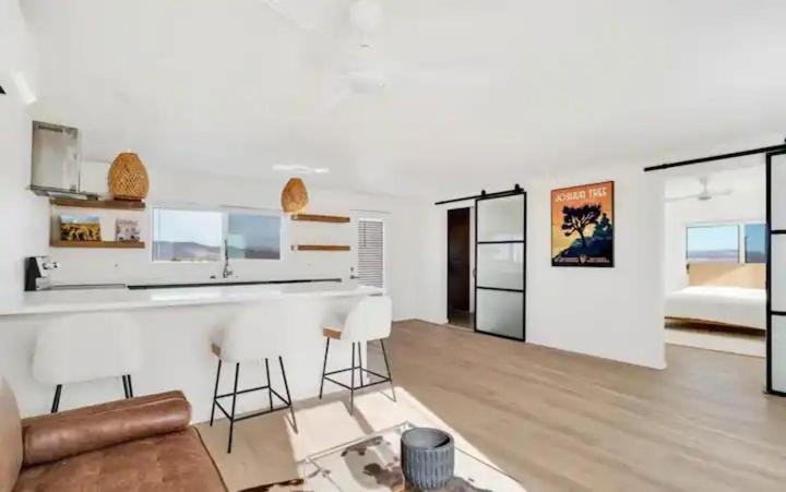Serene Modern Home Backdoor With Great Wifi, Games, Movies, Patio Seating And Bbq Easy Access To North Joshua Tree National Park In 10 Minutes Twentynine Palms Zewnętrze zdjęcie