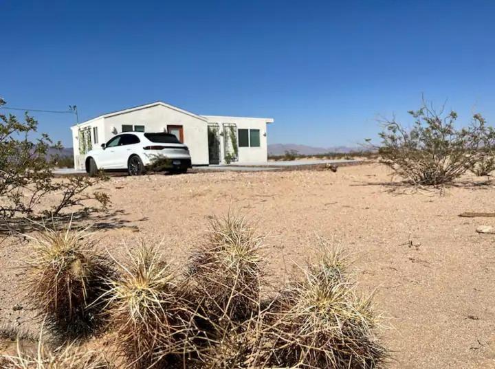 Serene Modern Home Backdoor With Great Wifi, Games, Movies, Patio Seating And Bbq Easy Access To North Joshua Tree National Park In 10 Minutes Twentynine Palms Zewnętrze zdjęcie