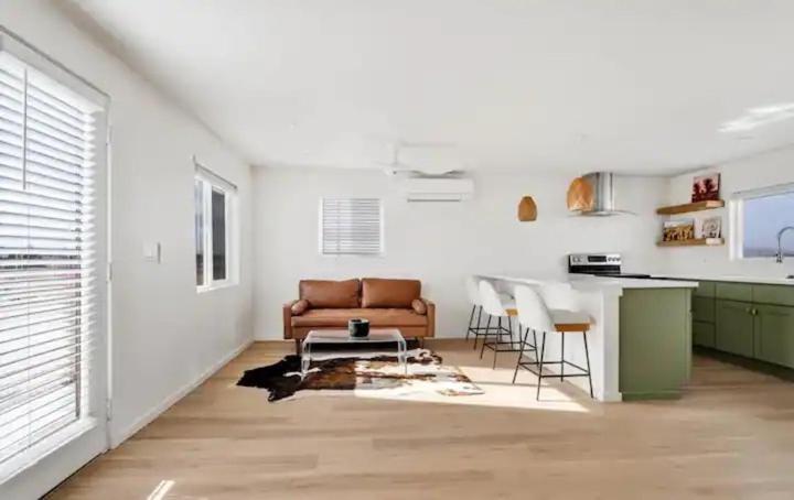 Serene Modern Home Backdoor With Great Wifi, Games, Movies, Patio Seating And Bbq Easy Access To North Joshua Tree National Park In 10 Minutes Twentynine Palms Zewnętrze zdjęcie