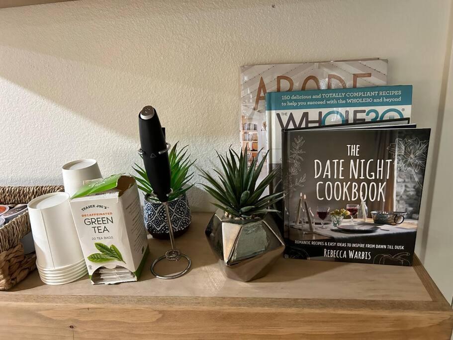 Serene Modern Home Backdoor With Great Wifi, Games, Movies, Patio Seating And Bbq Easy Access To North Joshua Tree National Park In 10 Minutes Twentynine Palms Zewnętrze zdjęcie